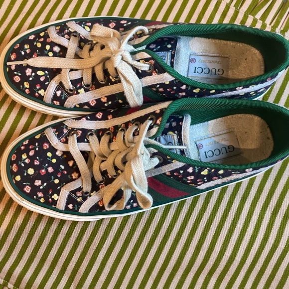 Gucci Limited Edition Sneaker with Liberty of London floral Print size 38 - Picture 1 of 11